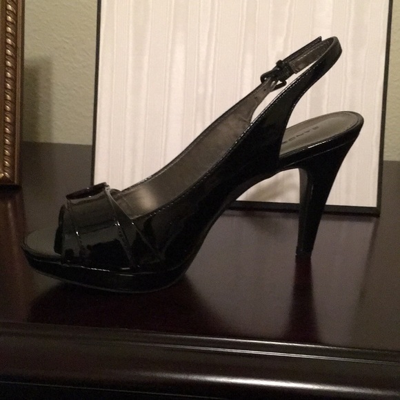 Shoes - Picture 3 of 3